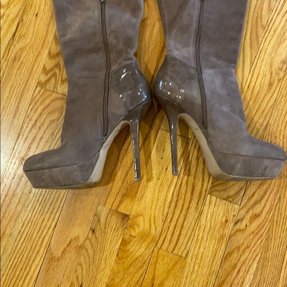 Steve Madden Brown thigh high boots size 8 - Picture 2 of 10